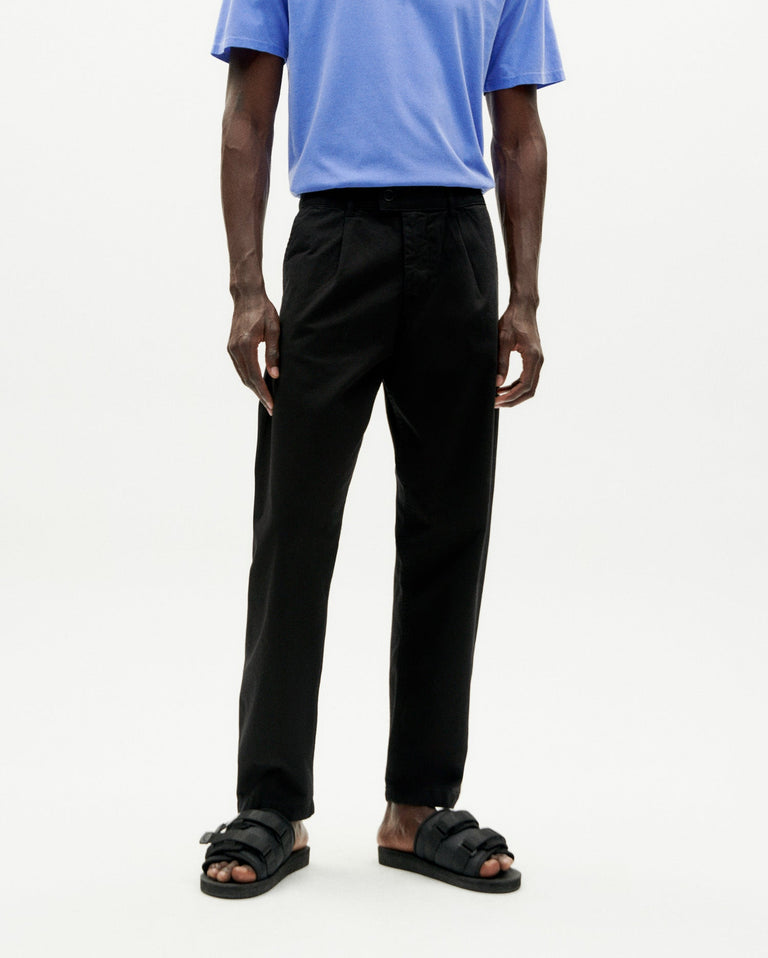 Pantalón negro Wotan sostenible-1