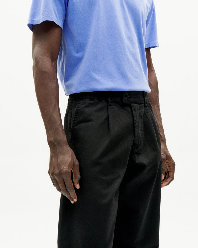 Pantalón negro Wotan sostenible-4