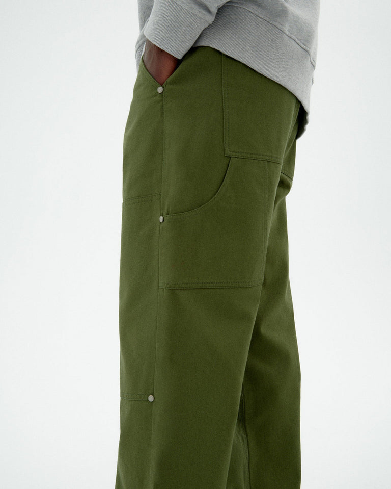 Pantalón verde Owen sostenible-3