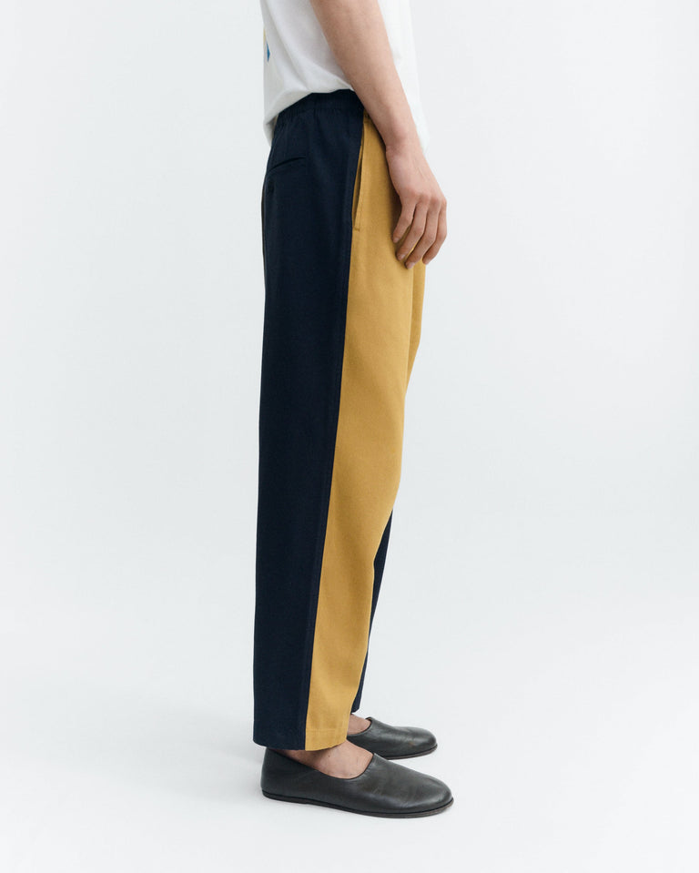 Pantalón loose navy y amarillo Luc sostenible - 3
