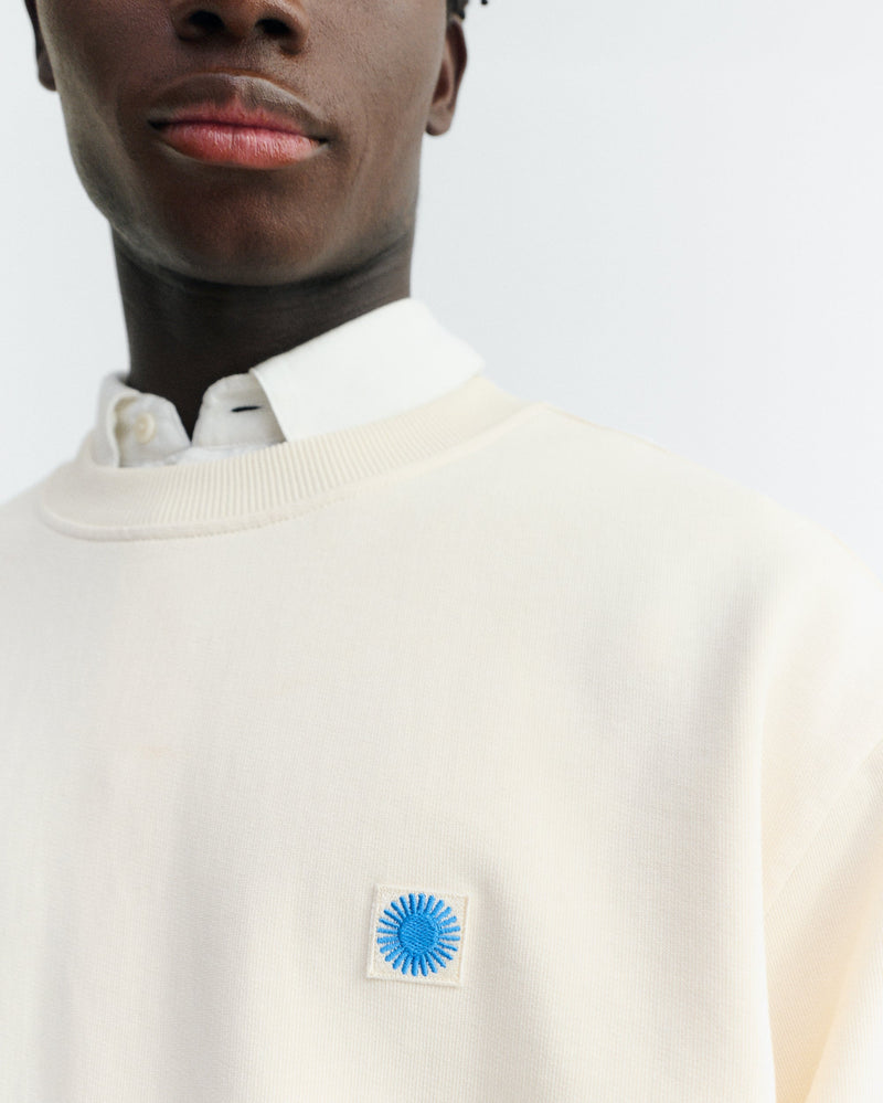 Sudadera cruda sol azul espalda Leon sostenible - 4