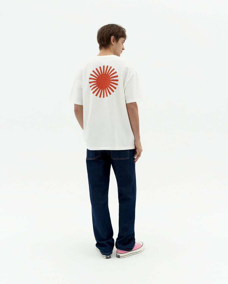 Camiseta blanca sol contrast Aaron sostenible-5