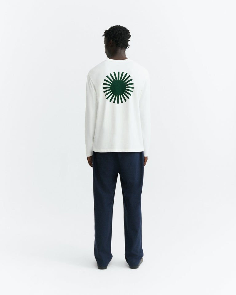 Camiseta manga larga blanca sol espalda verde Emilio sostenible - 4