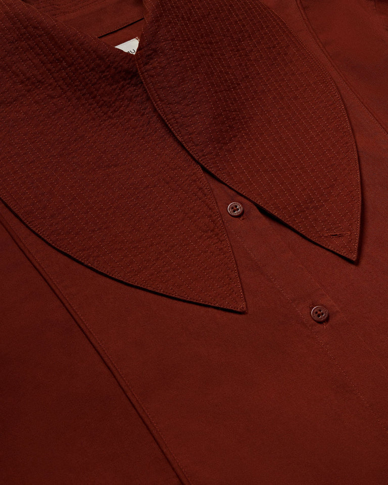 Blusa marrón Georgia sostenible - silueta 3