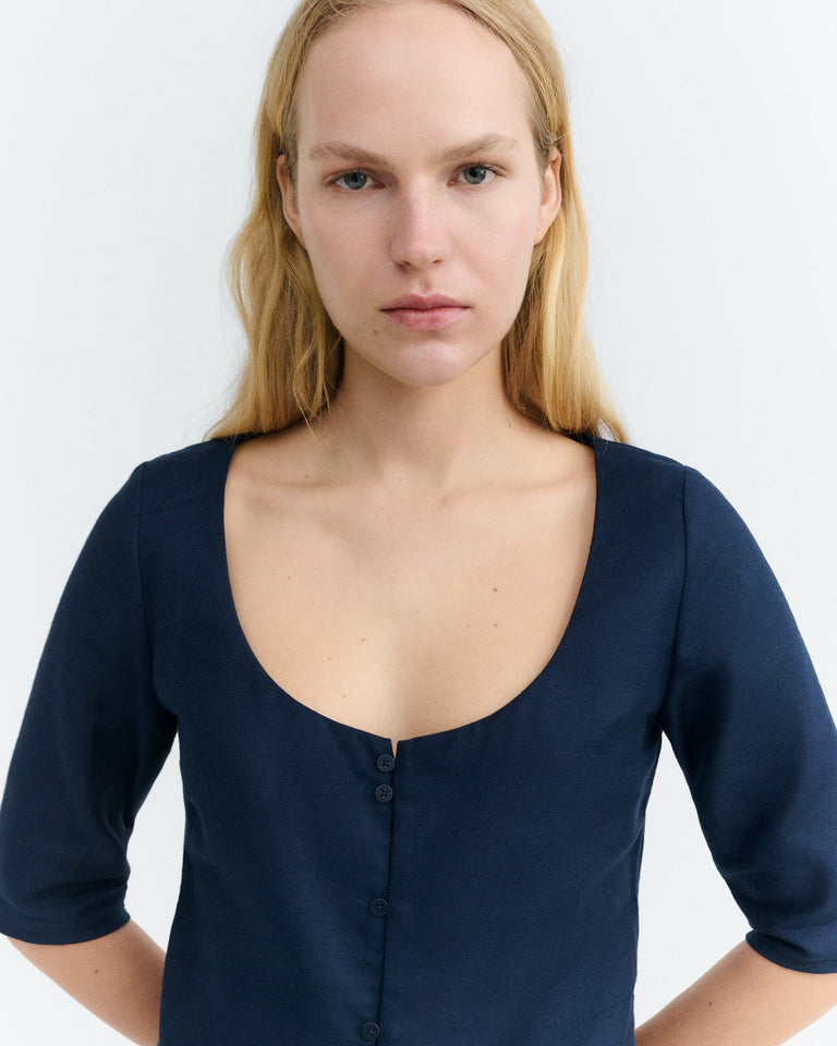 Blusa navy hemp Elara sostenible - 3