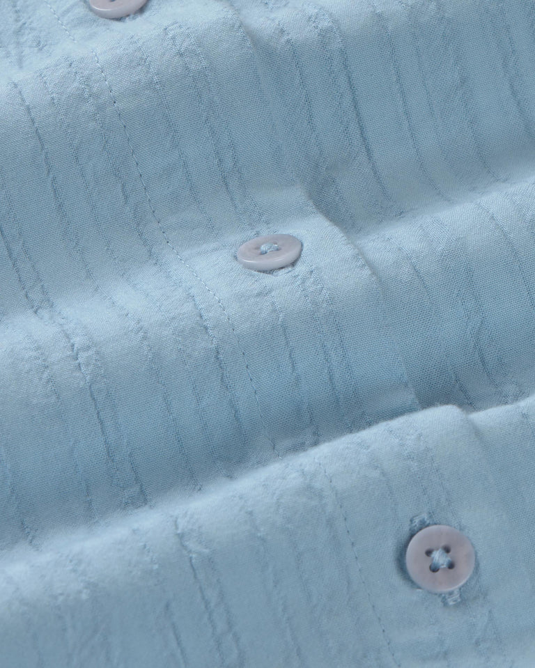 Blusa slim popcorn azul Kitty sostenible silueta - 2