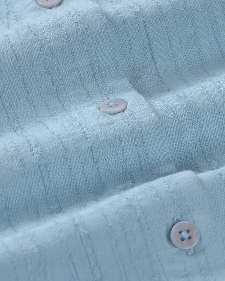 Blusa slim popcorn azul Kitty sostenible silueta - 2