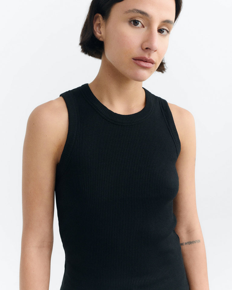 Tank top negro Juliette sostenible - 3