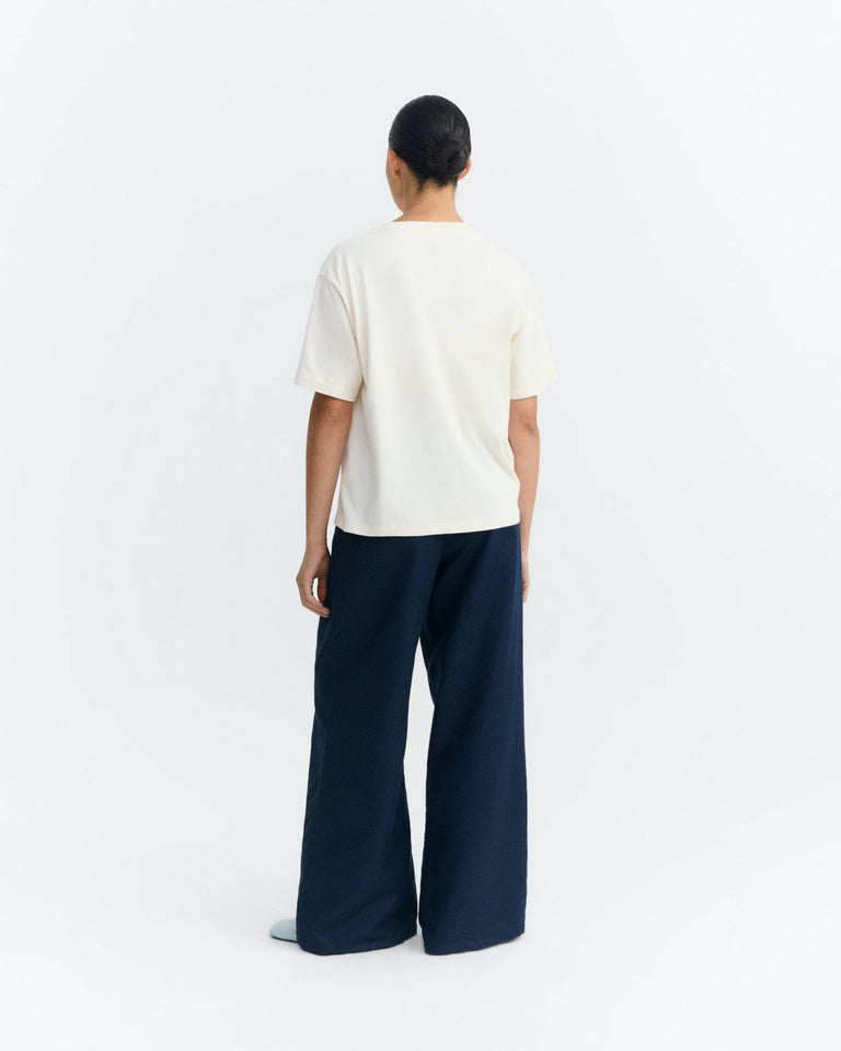 Camiseta bordada a mano sole mio Lucia sostenible - 4