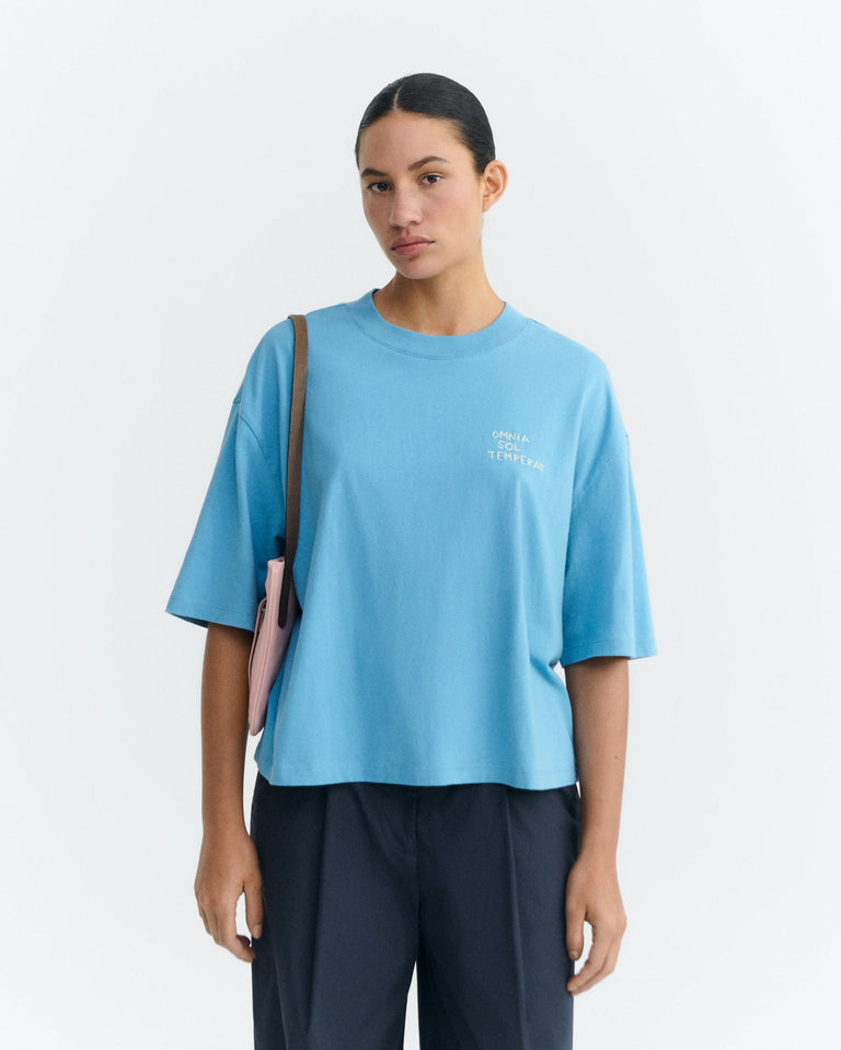 Camiseta oversize bordada a mano Lena sostenible - 2