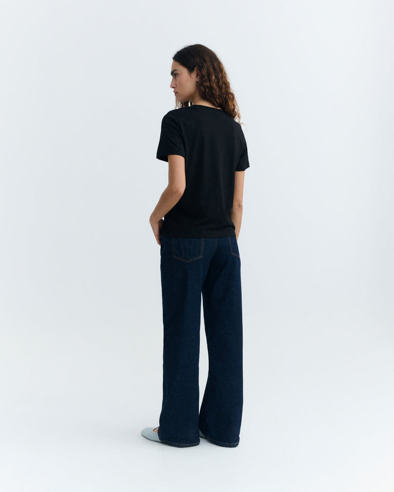 Camiseta negra arte Ida sostenible - 4