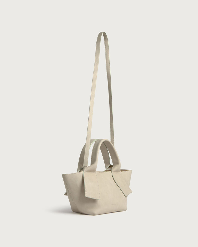 Bolso mini crudo piel Pepo sostenible - silueta 3