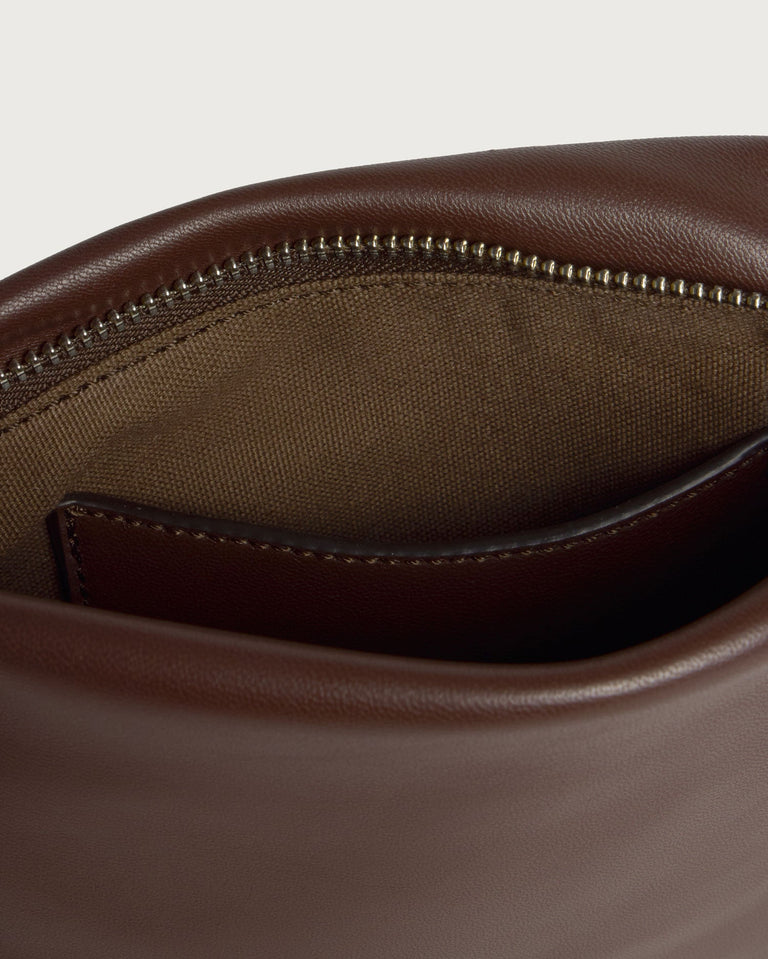 Bolso hombro marrón piel Bonbon sostenible - silueta 5